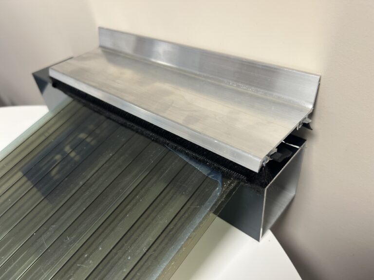 Universelles Aluminium Wandanschlussprofil Sunwood Aluminium